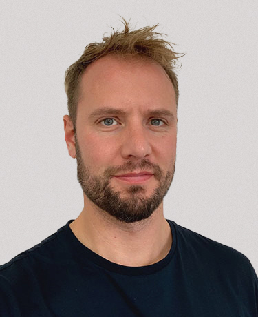 Dr Sam Cooley